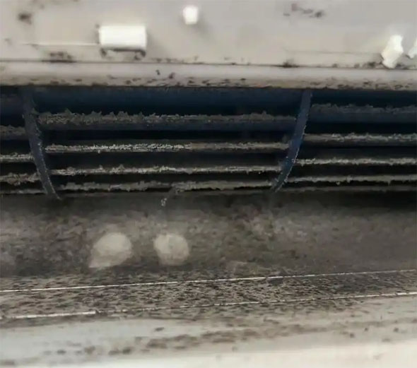 榆社空调吹的风有股烧焦味是怎么回事